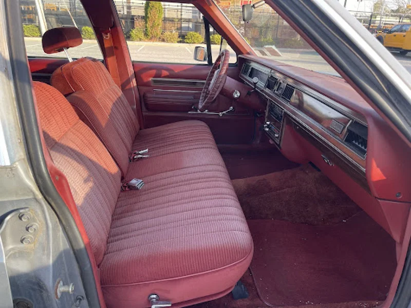 1985 Ford Crown Victoria 3
