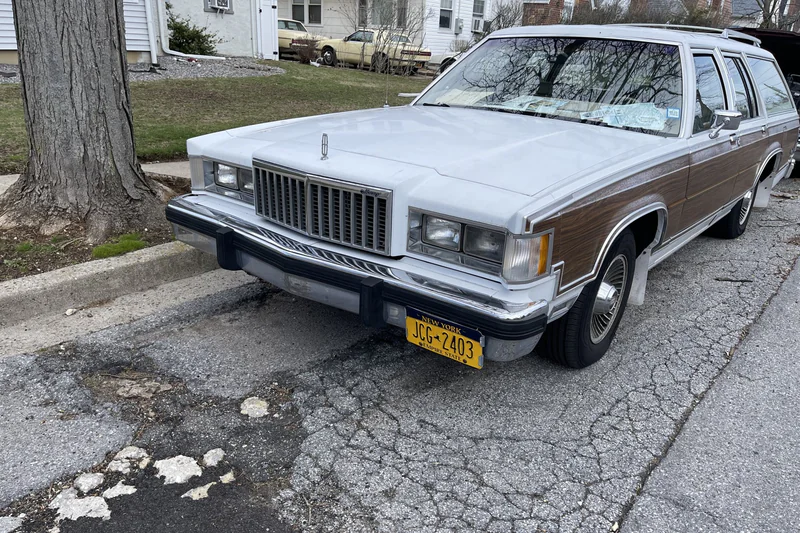 1985 Mercury Colony Park 6