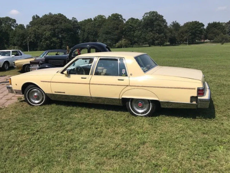 1986 Pontiac Parisienne 2