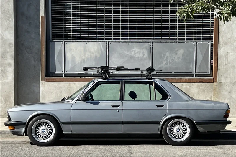 1986 BMW 535i Manual 3