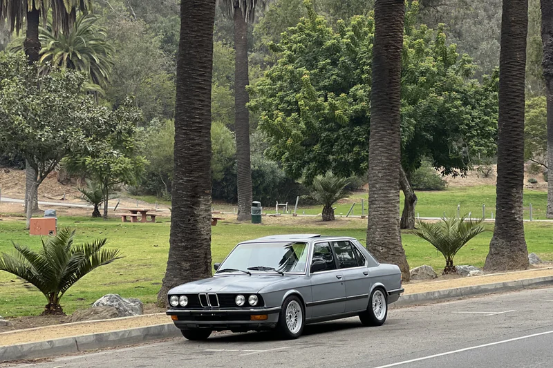 1986 BMW 535i Manual 5