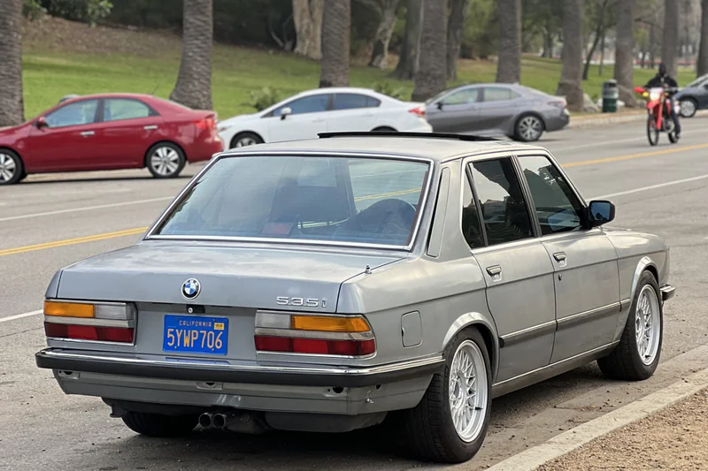 1986 BMW 535i Manual 8
