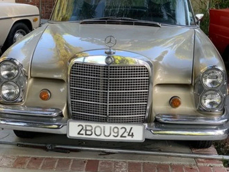 1967 Mercedes-Benz 280 SE 4