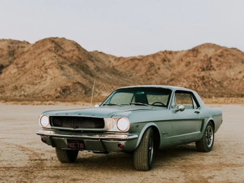 1965 Ford Mustang 2