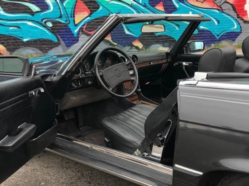 1987 Mercedes-Benz 560 Class 4
