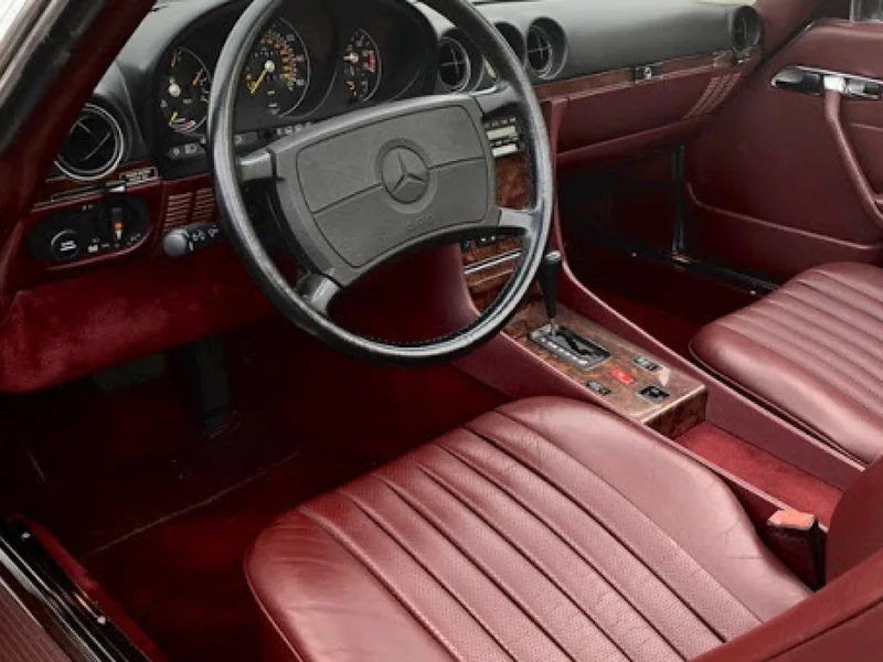 1988 Mercedes-Benz 560 Class 20