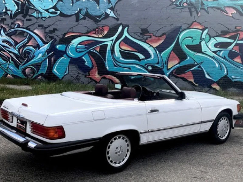 1988 Mercedes-Benz 560 Class 29
