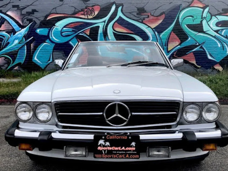 1988 Mercedes-Benz 560 Class 30