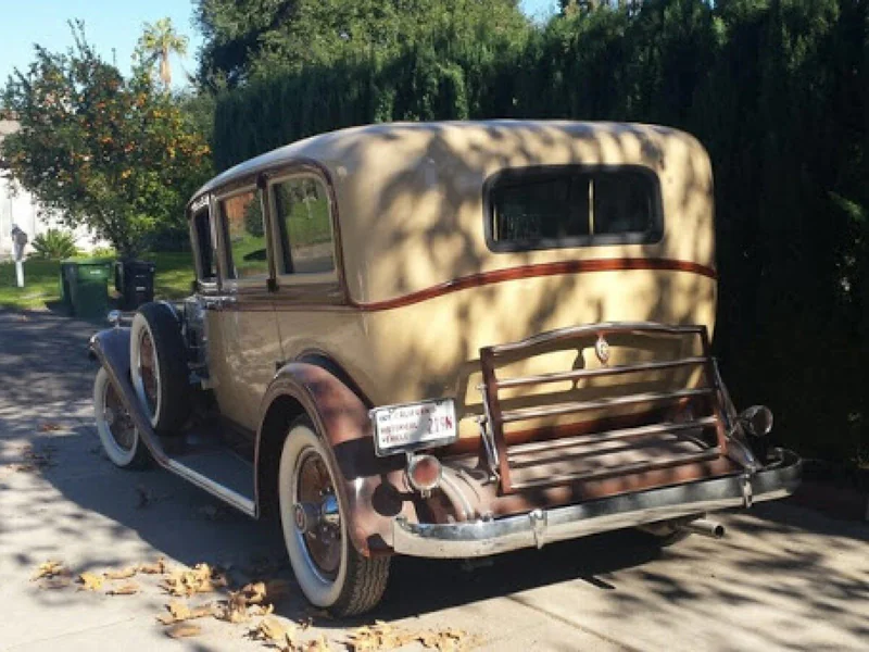 1932 Packard Limousine 5
