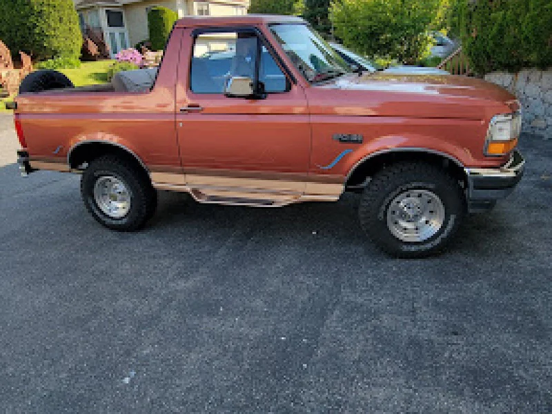 1995 Ford Bronco Eddie Bauer 7