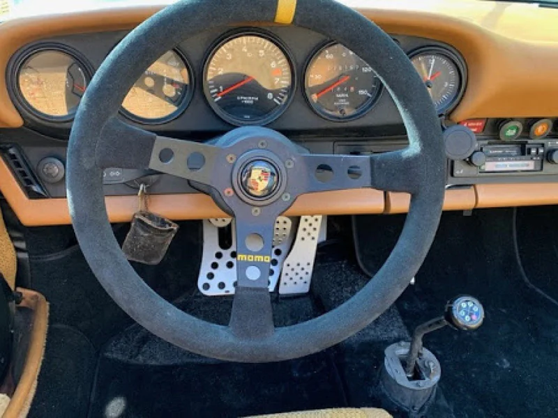 1976 Porsche 911 S Targa 18
