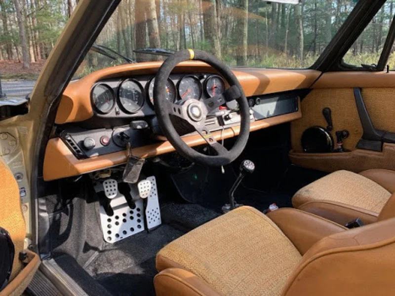 1976 Porsche 911 S Targa 27