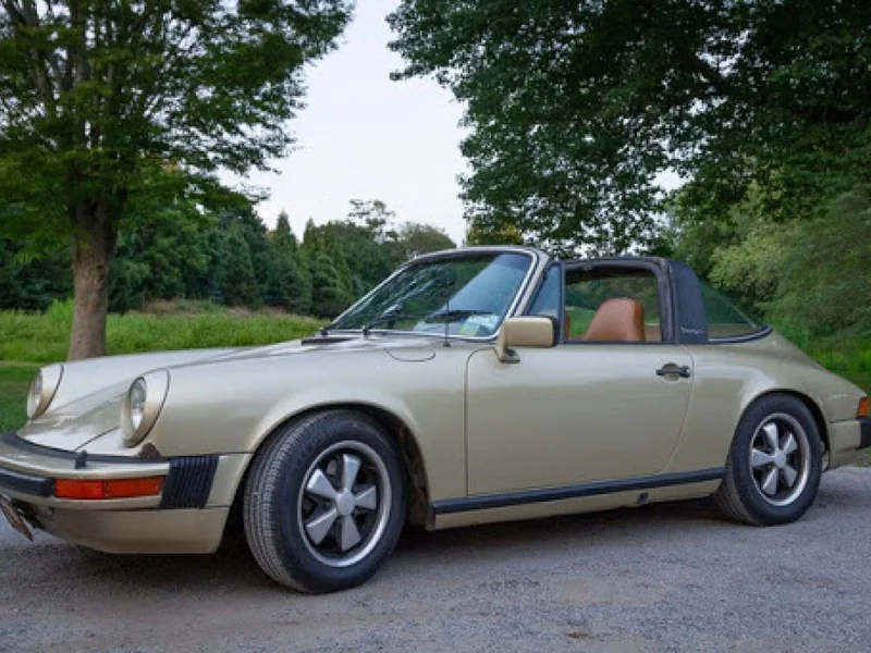 1976 Porsche 911 S Targa 28
