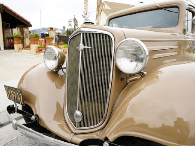 1935 Chevrolet 4-Door Standard Sedan 10