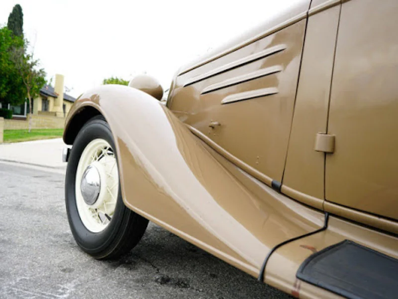1935 Chevrolet 4-Door Standard Sedan 17