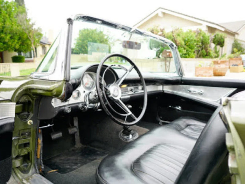 1957 Ford Thunderbird