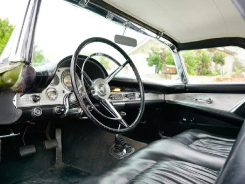 1957 Ford Thunderbird