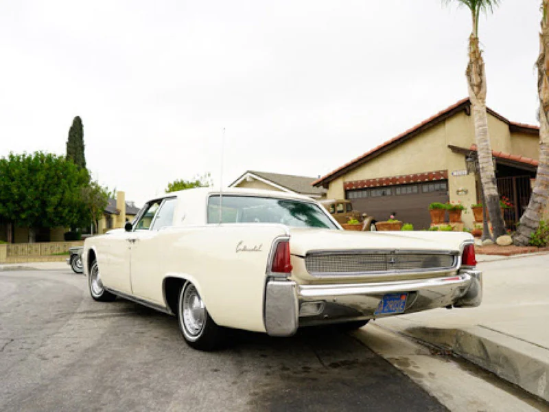 1961 Lincoln Continental