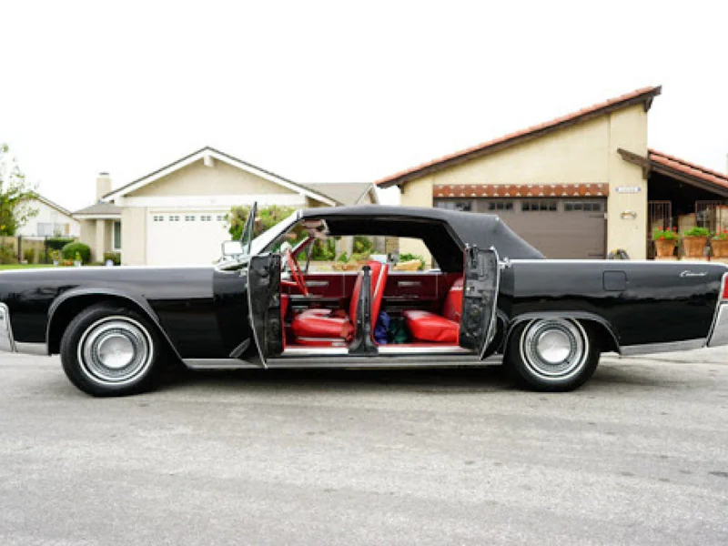 1964 Lincoln Continental 2