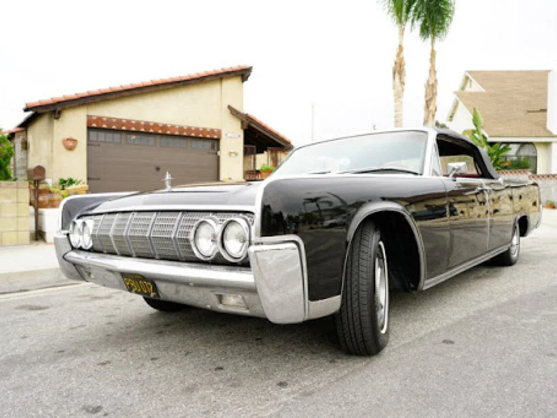 1964 Lincoln Continental 4