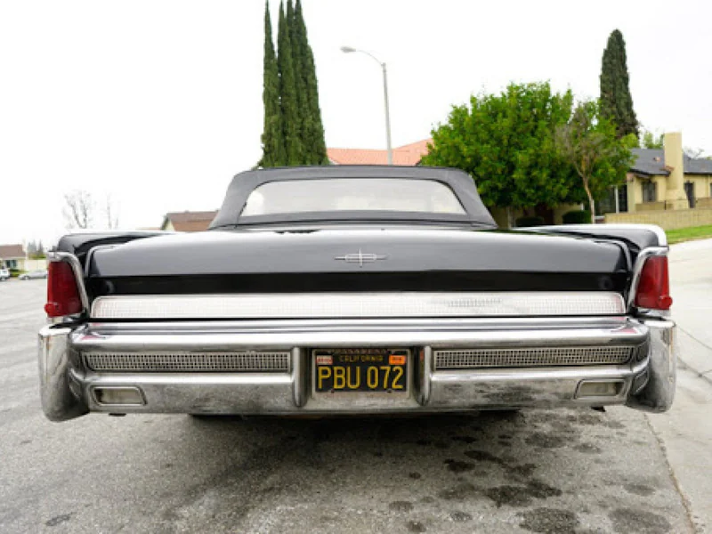 1964 Lincoln Continental 8