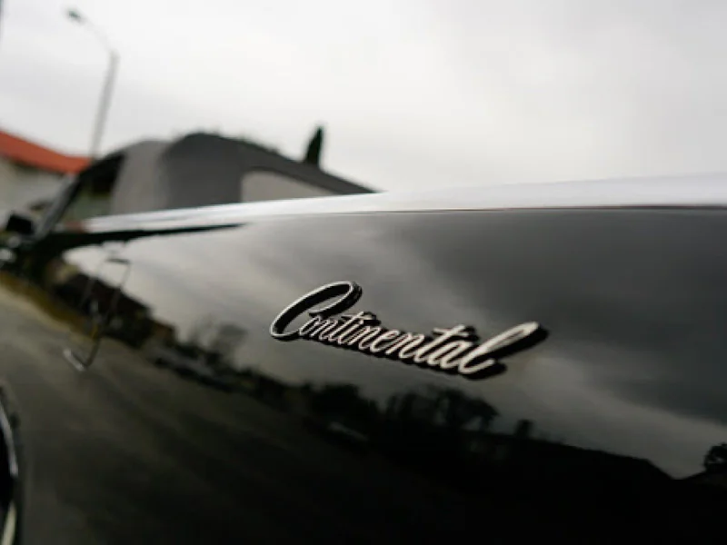 1964 Lincoln Continental 22