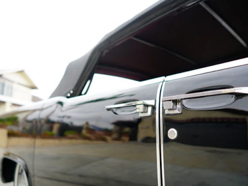 1964 Lincoln Continental 26