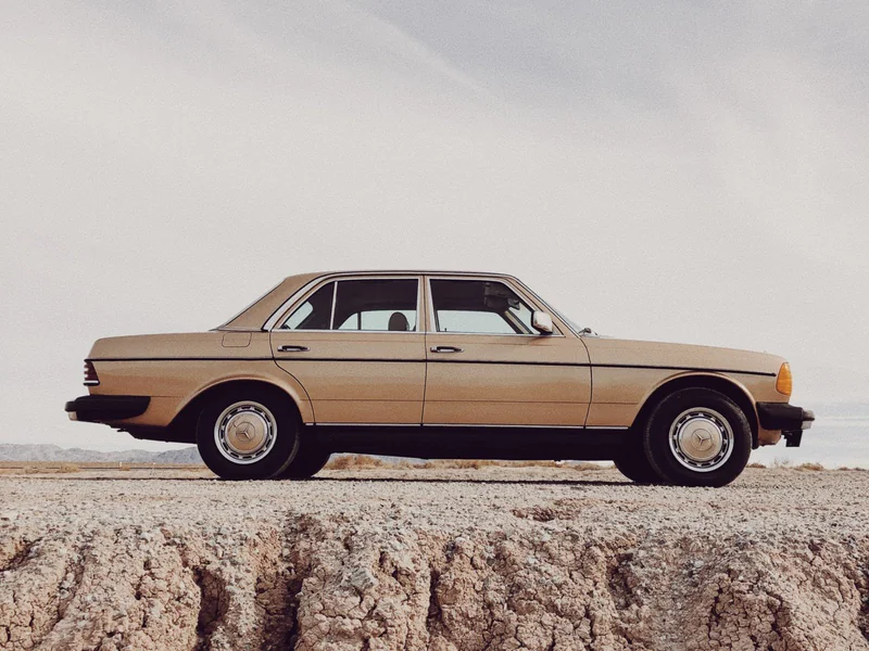 1982 Mercedes-Benz 300D Turbo 12