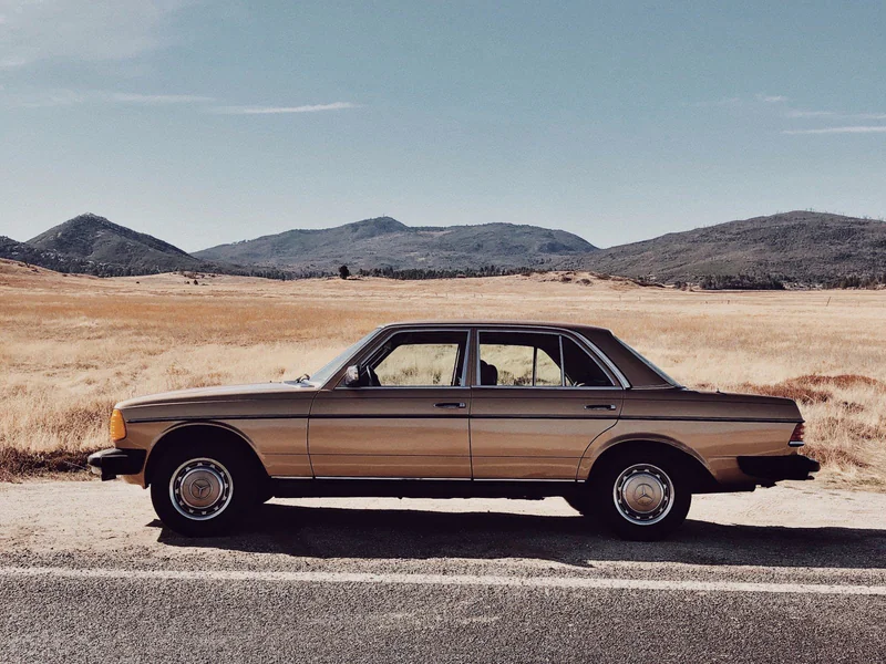 1982 Mercedes-Benz 300D Turbo 5
