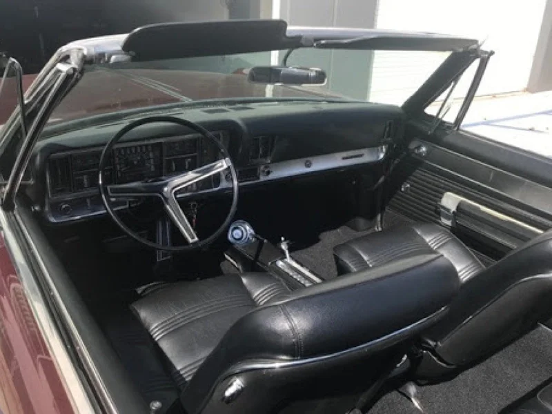 1968 Buick Wildcat 4