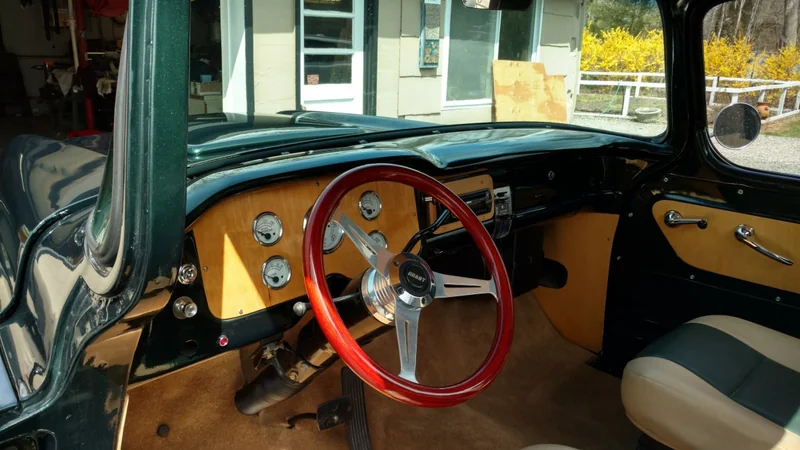 1958 GMC S100 2