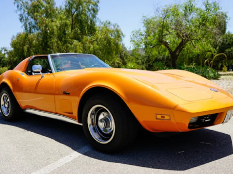 1973 Chevrolet Corvette T-Top 4