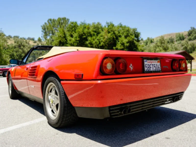 1989 Ferrari Mondial T 4