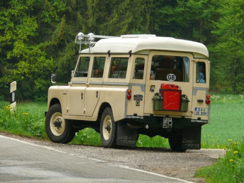1969 Land Rover Series 2A Dormobile 2