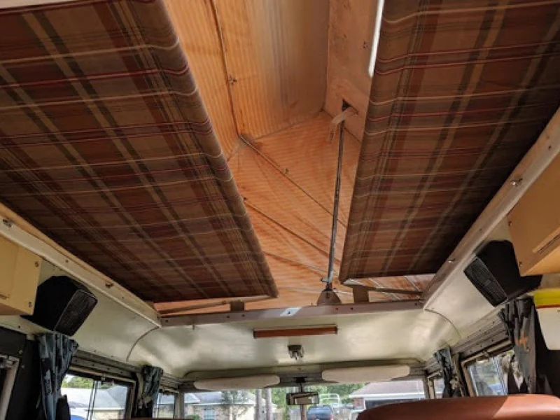 1969 Land Rover Series 2A Dormobile 5