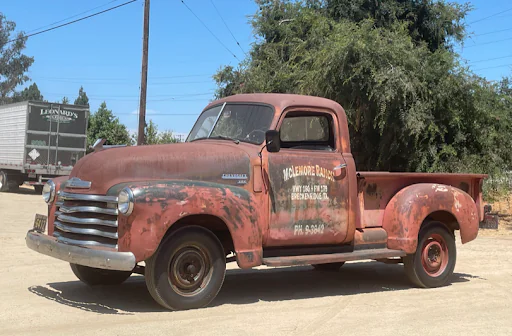 1952 Chevrolet 3100 Pickup 2