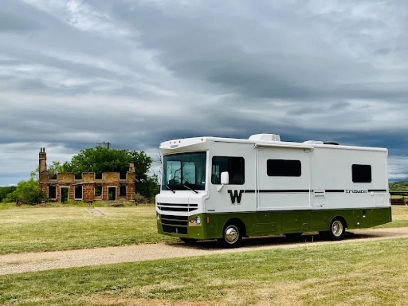 2015 Winnebago Brave 27b 2