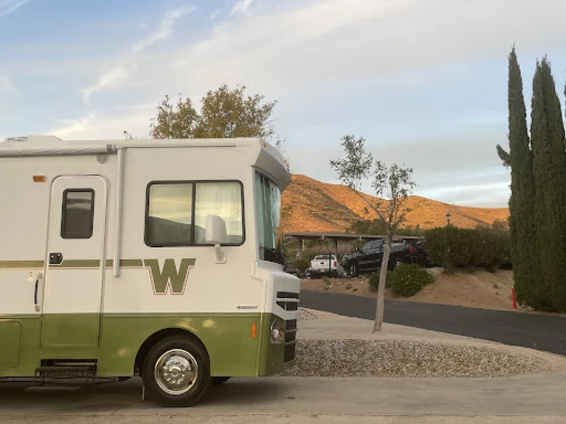2015 Winnebago Brave 27b 3
