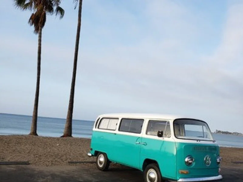 1970 Volkswagen Bus Bay Window