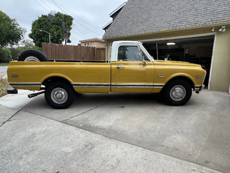 1971 GMC 3/4 ton pickup truck 3