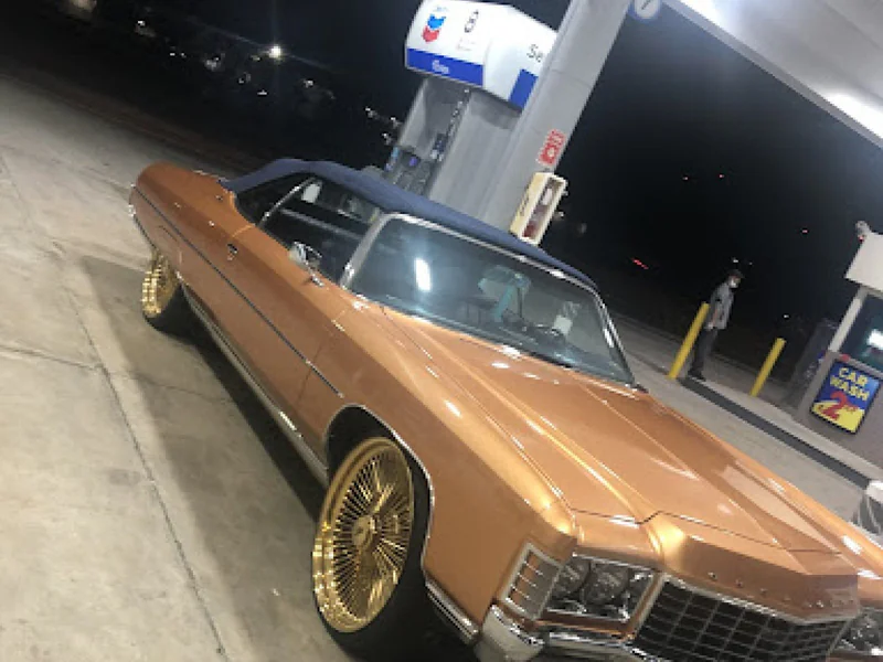 1971 Chevrolet Impala 2