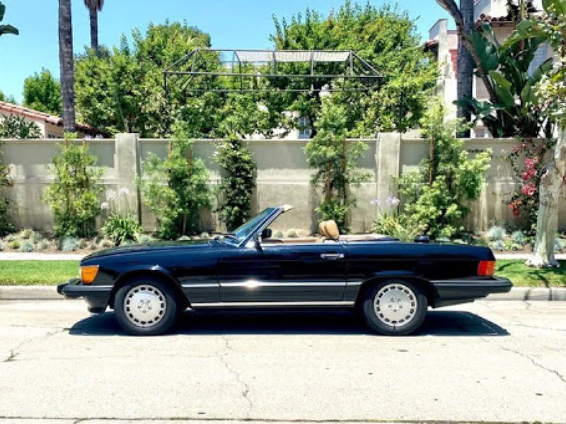 1987 Mercedes-Benz 560 SL 4