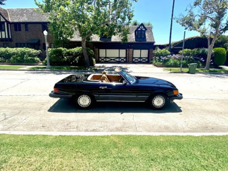1987 Mercedes-Benz 560 SL 6