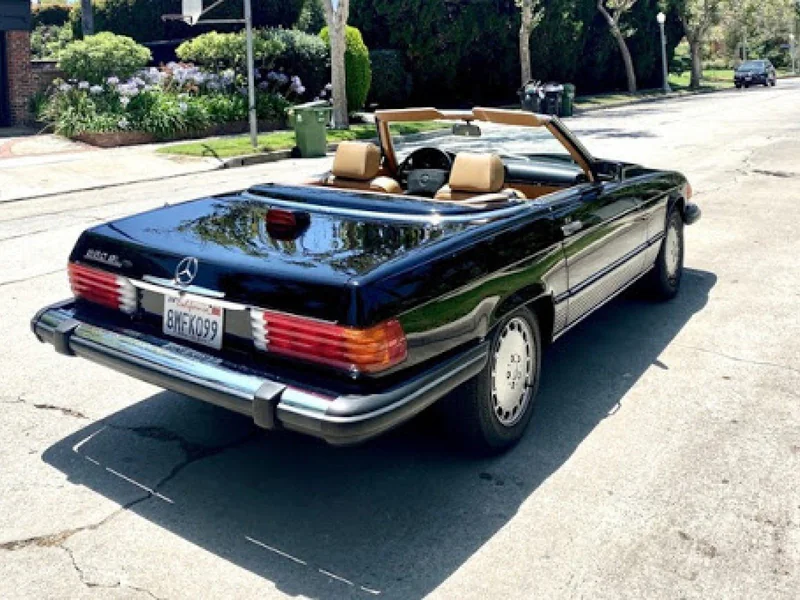 1987 Mercedes-Benz 560 SL 8