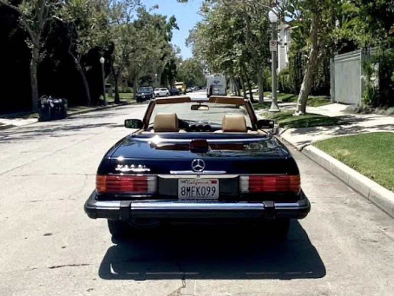 1987 Mercedes-Benz 560 SL 10