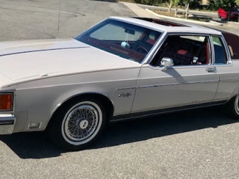1984 Oldsmobile 98 Regency 2
