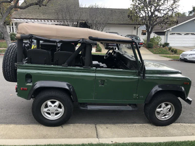 1995 Land Rover Defender D90 8