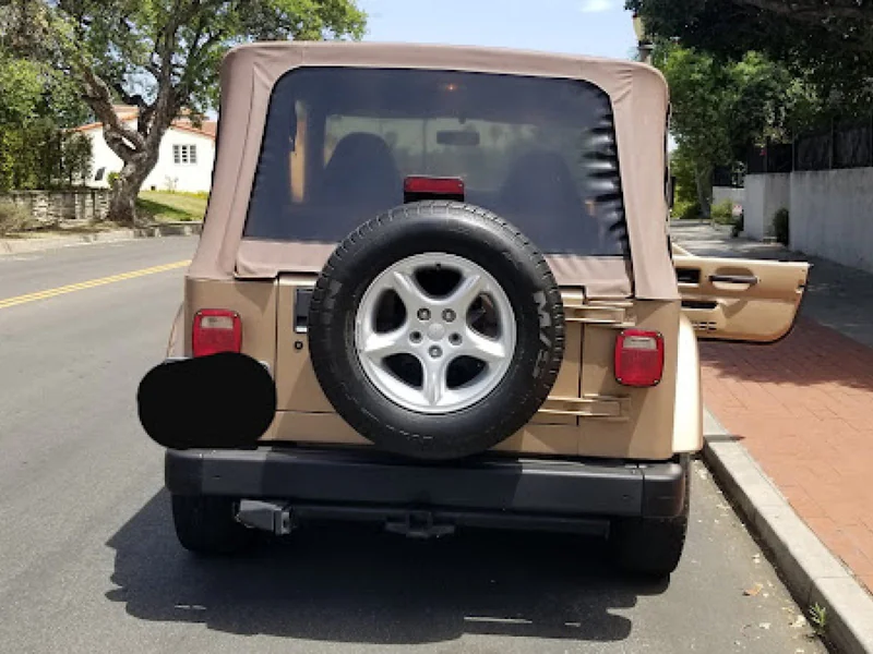 2000 Jeep Wrangler Sahara 7
