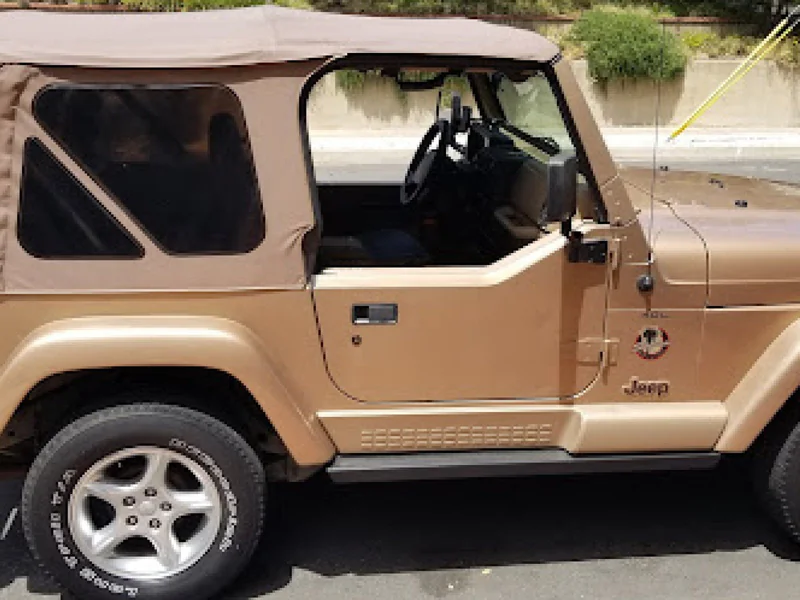 2000 Jeep Wrangler Sahara 8