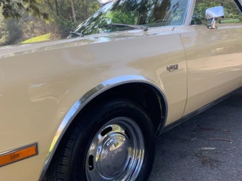 1980 Chrysler LeBaron 4